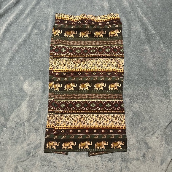 Elephant Print Midi Skirt - Picture 1 of 3